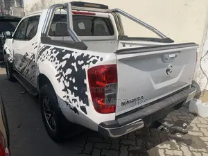 Nissan Navara 2016 Off white