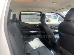 Nissan Navara 2016 Off white