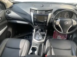Nissan Navara 2016 Off white