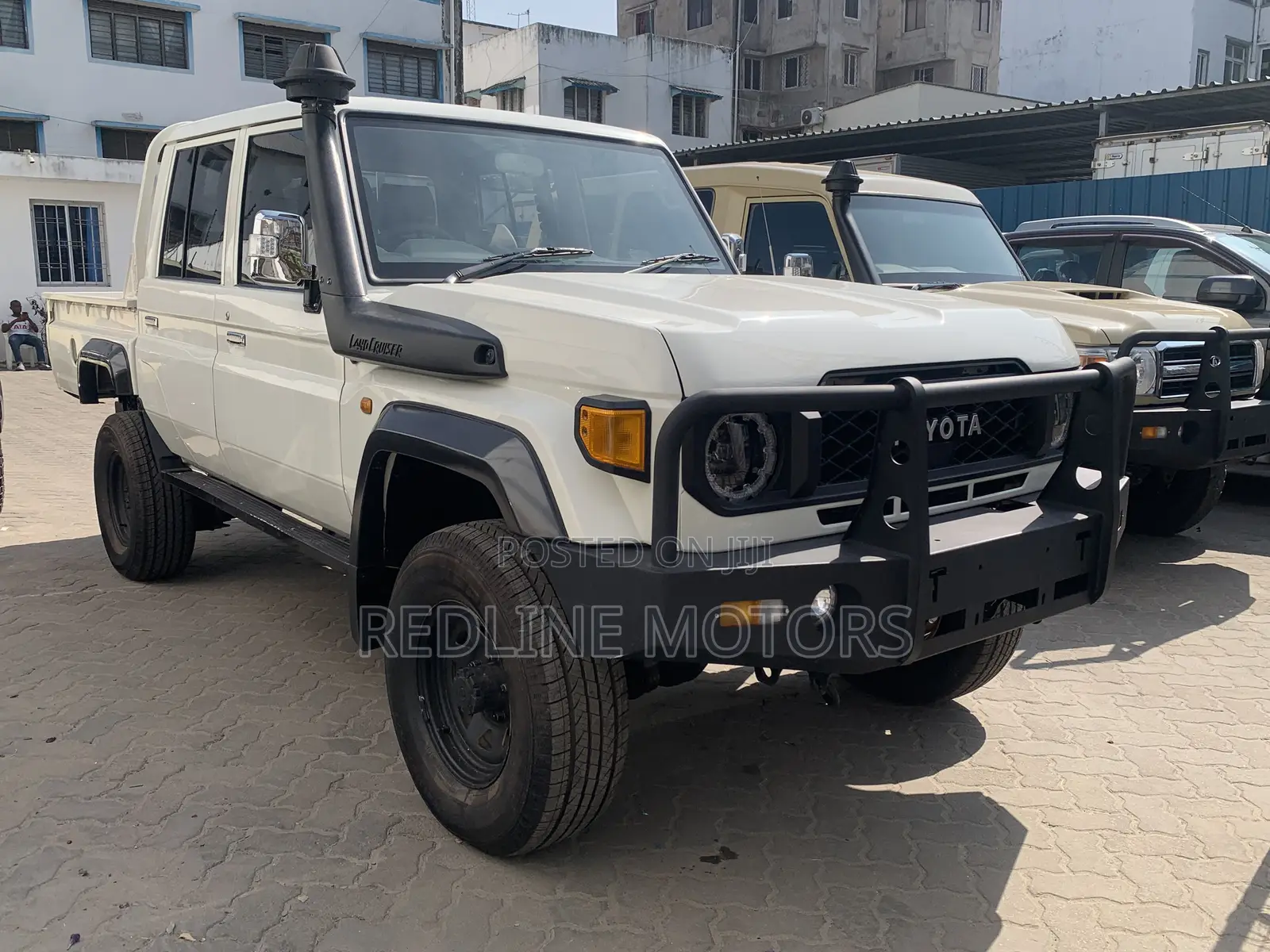 Toyota Land Cruiser 4.5 V8 TD 2018 White