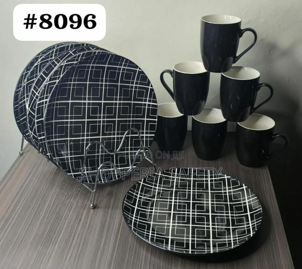 Dinnerset Bkack- 12 PCS - main view