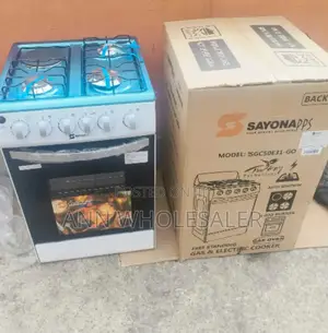 White Sayona 3+1E Standing Cooker With Gas Oven S3G+1E