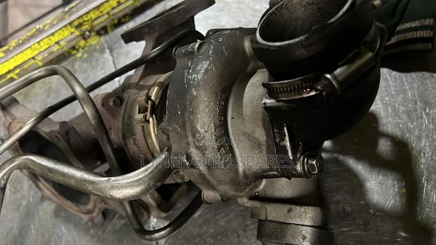 Complete Turbo Nissan Rossa Zd30 Engine - thumbnail 3
