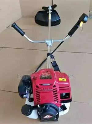 4 Stroke Farm Brush Cutters - thumbnail 2