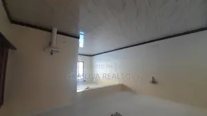 3bdrm Apartment in Kilimani for rent