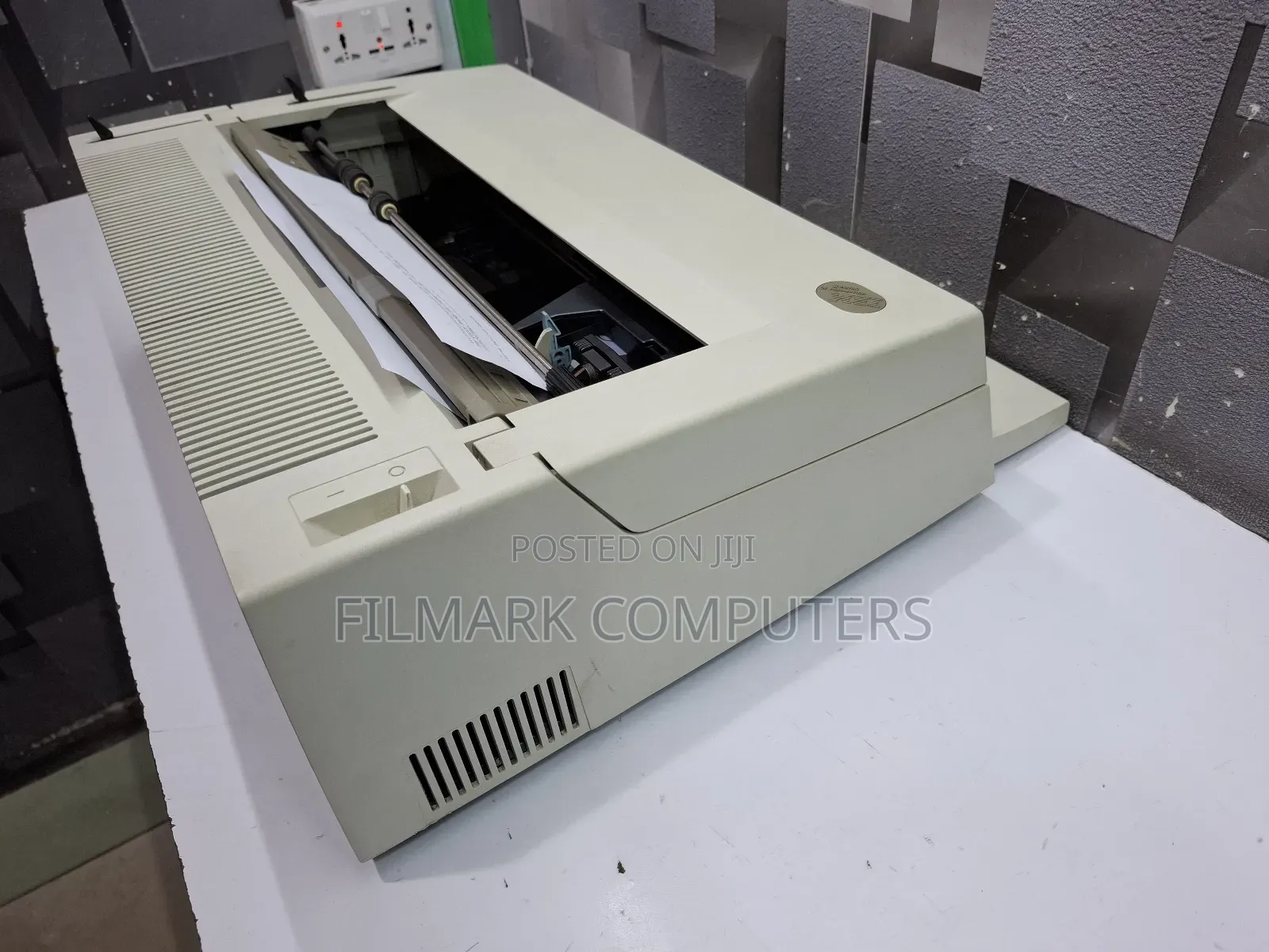Ibm Wheel Writer 10 Series Ii Electronic Typewriter W