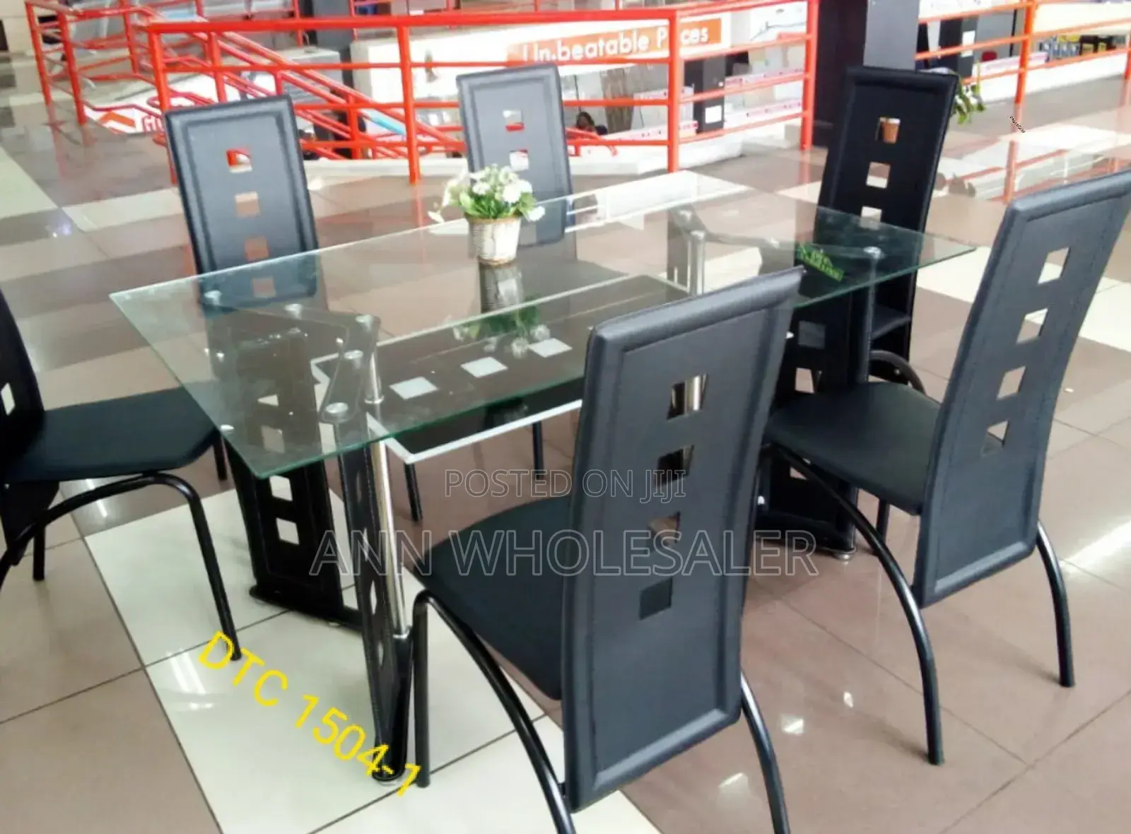 Executive 6 Sitter Glass Dinning Table, Leather Seat D6