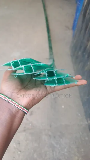 Connectors For Polycarbonate Sheet