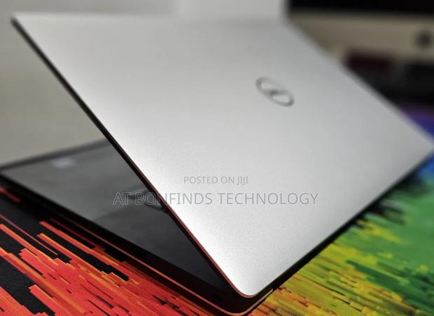 Laptop Dell Inspiron 14 5540 32GB Intel Core I9 SSD 1T - thumbnail 3