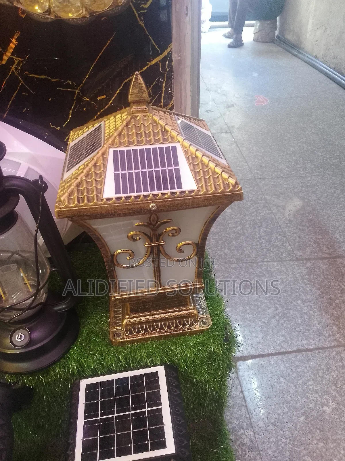 Solar Powered Gate/Pillar Light