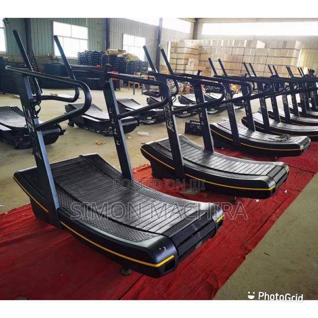 Manual Treadmill - main view