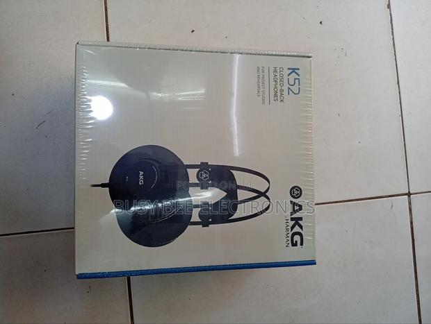 Akg Closed Headphones - main view