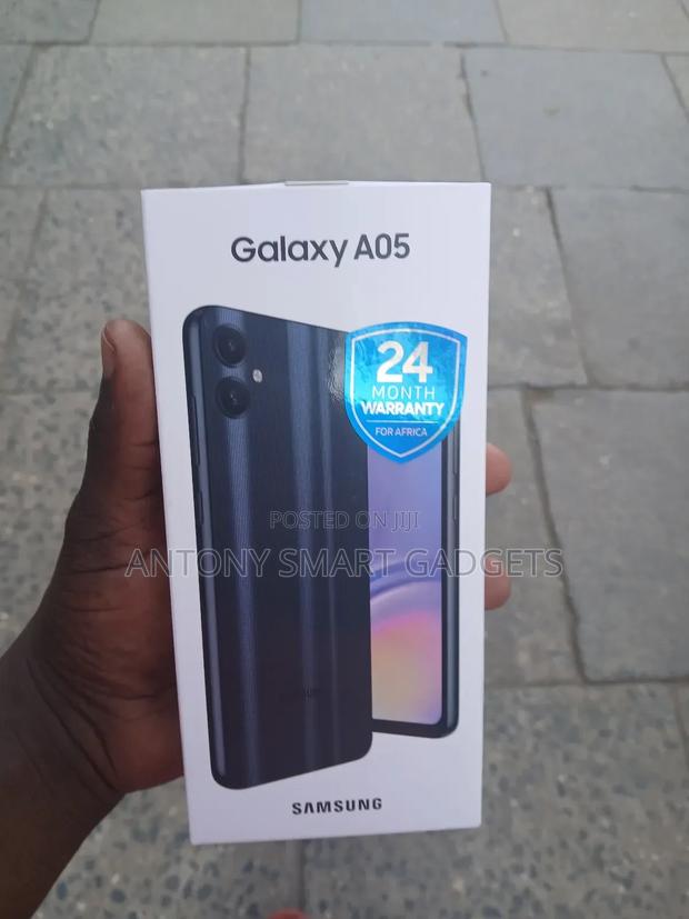 New Samsung Galaxy A05 64 GB Black - thumbnail 2
