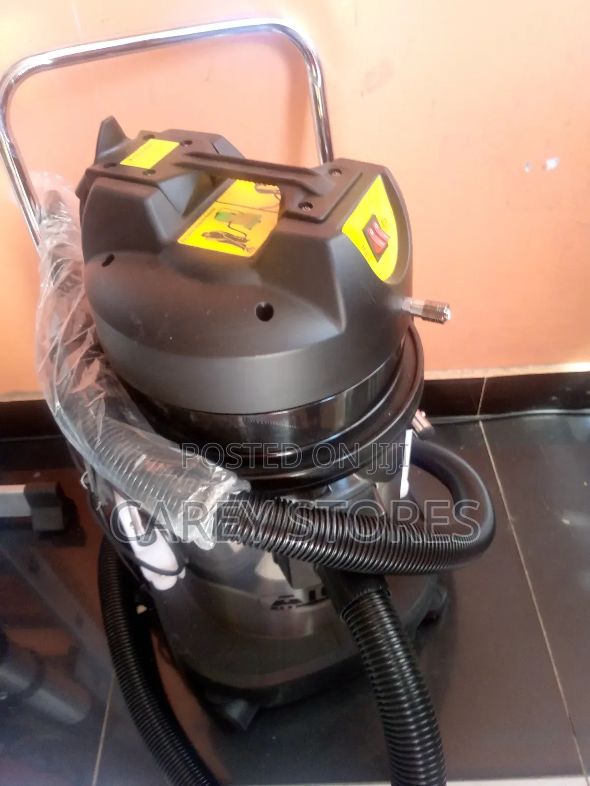 Vacuum Cleaner 20 Liters