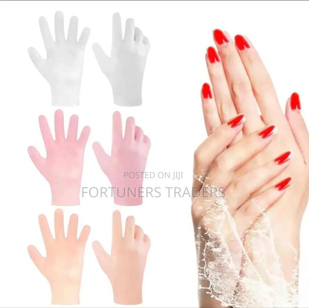 Silicone Hand Gloves - thumbnail 2
