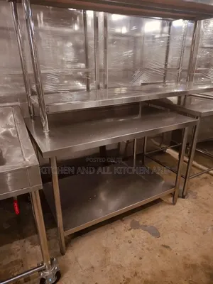 Non Corrosive Stainless Steel Work Tables