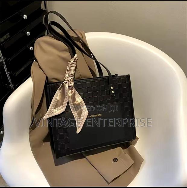 Hand Baghand Bag - thumbnail 3