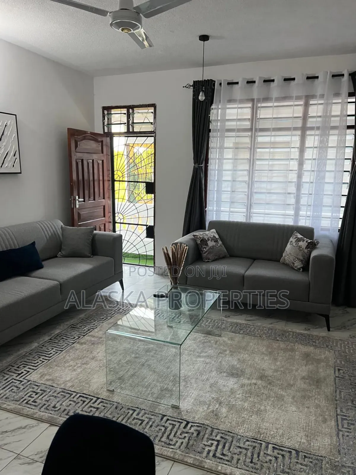 Furnished 1bdrm Apartment 4 Rent in Shree Enclave