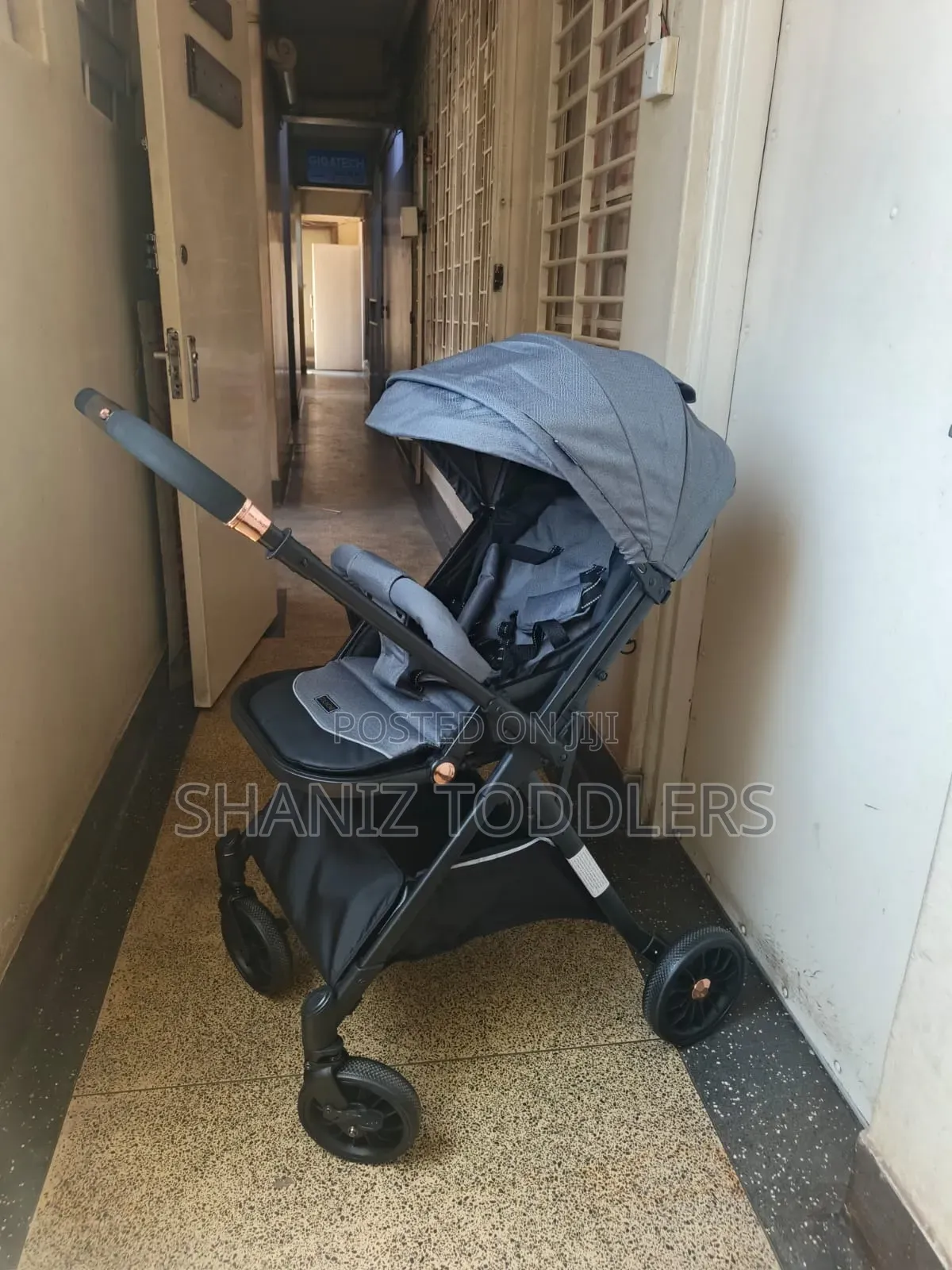 Switch Handle Stroller * Switch Handle Stroller