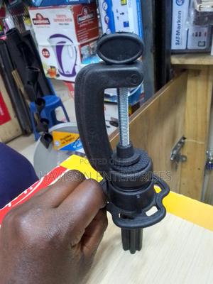 Best Dummy Holder - thumbnail 2