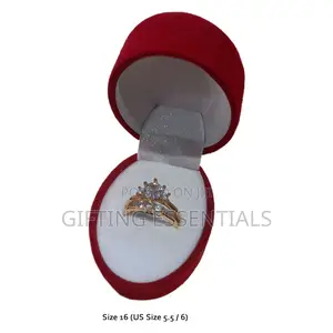 Beautiful Simple Silver Gold Engagement Ring With Box Packaging