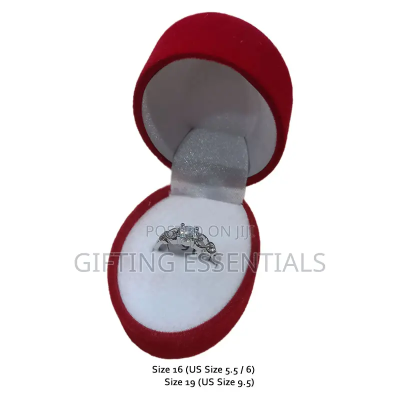 Beautiful Simple Silver Gold Engagement Ring With Box Packaging