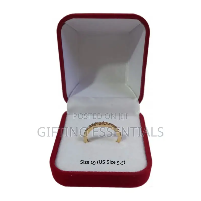 Beautiful Simple Silver Gold Engagement Ring With Box Packaging