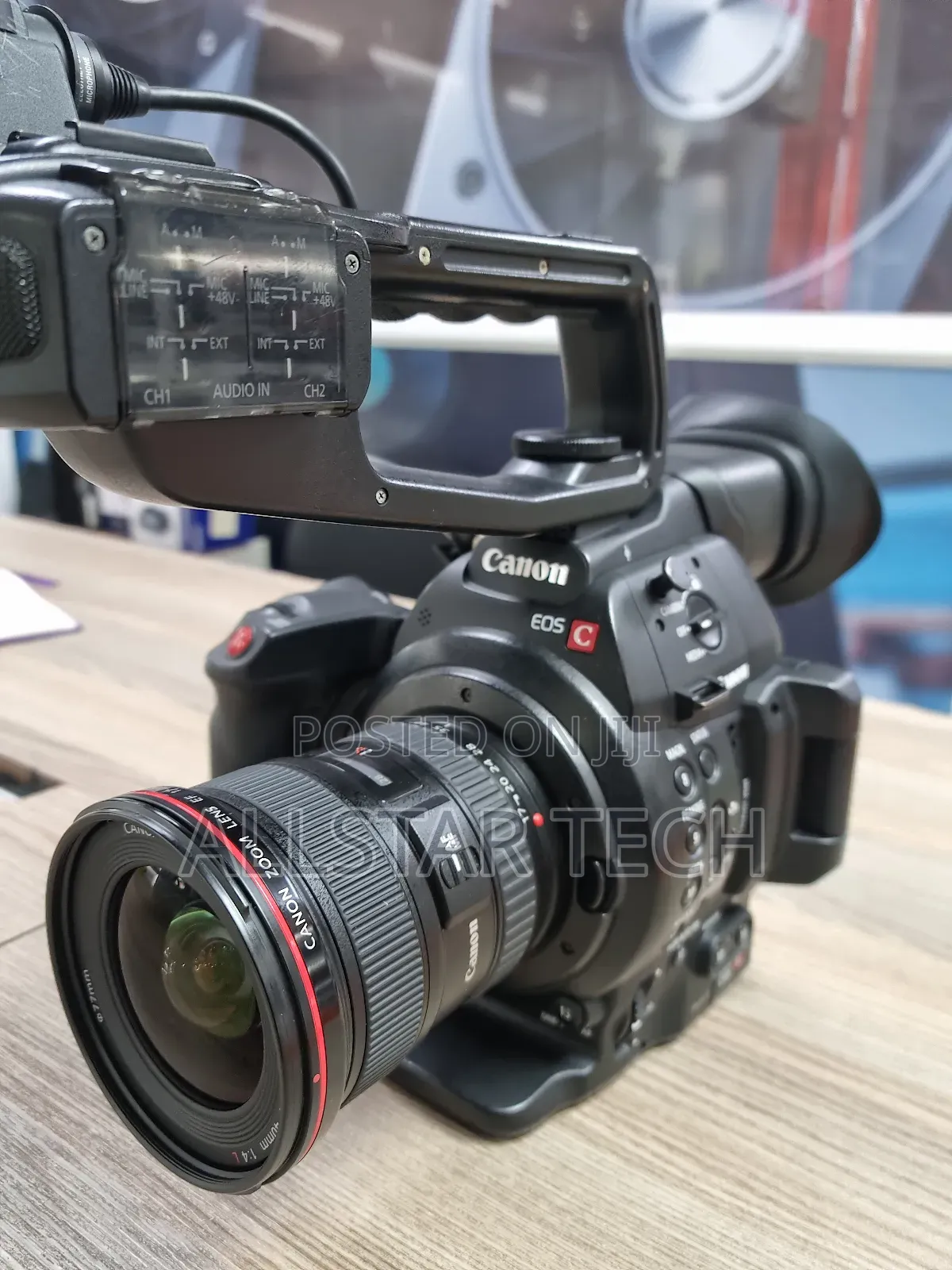 Canon EOS C100 Mark II With EF 17-40 F/4l Lens