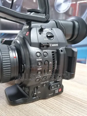 Canon EOS C100 Mark II With EF 17-40 F/4l Lens