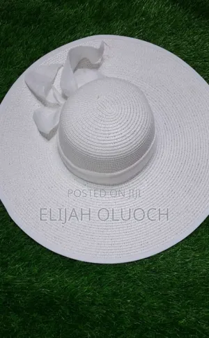 Plain White Beach/Sun Hat With Ribbon