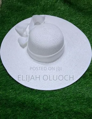 Plain White Beach/Sun Hat With Ribbon