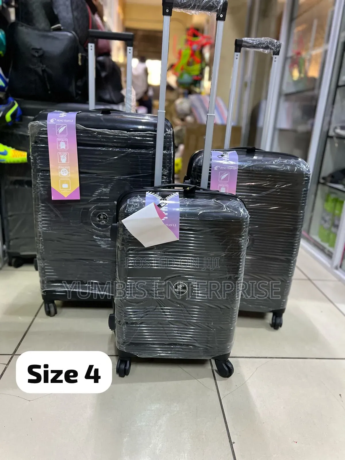 RUBBER Unbreakable (Pp) Suitcase a Set of 3 in 1