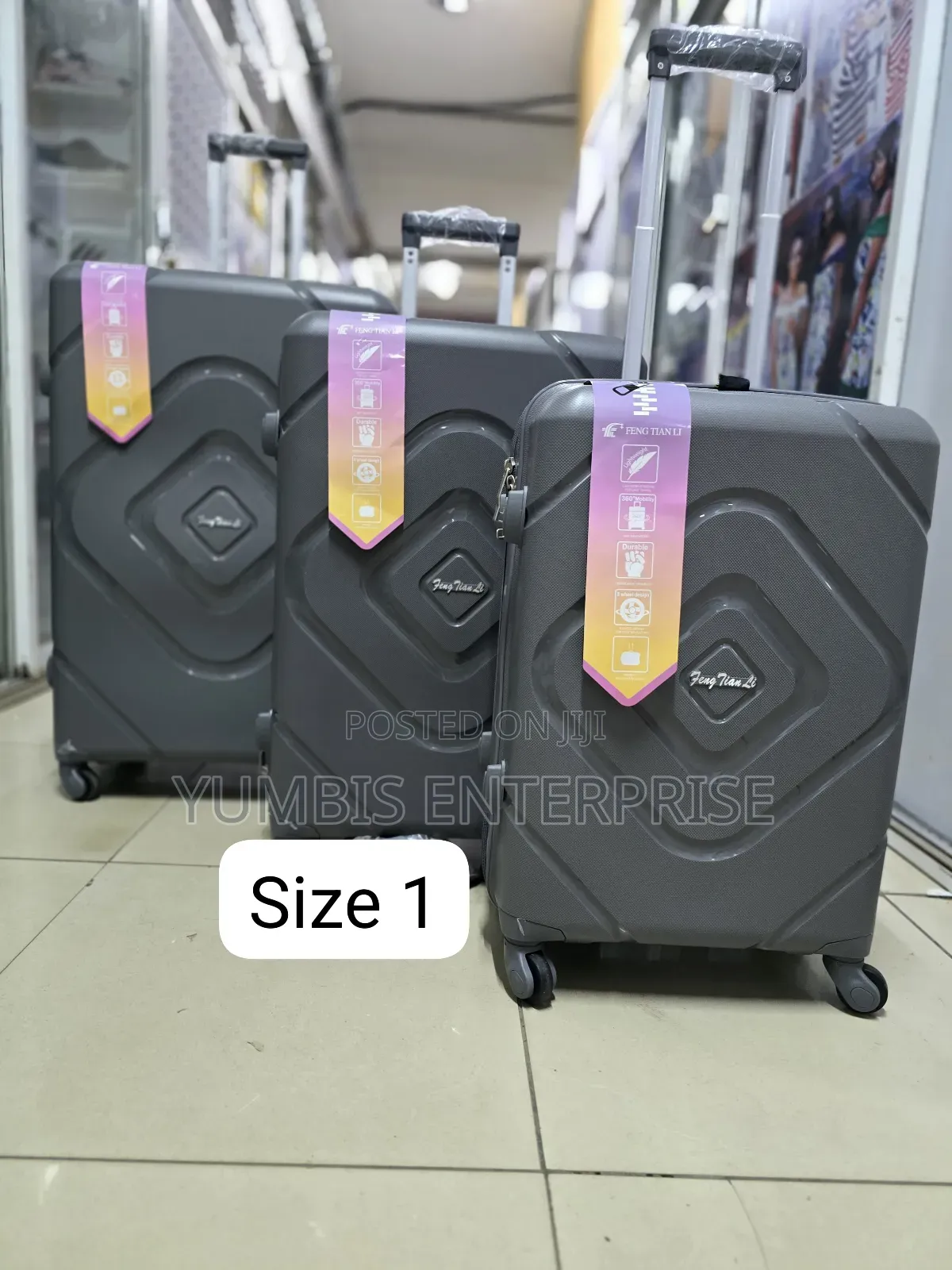 Larg Size 30 Rubber(Pp)Unbreakable -Suitcases Kes 9500 a Set