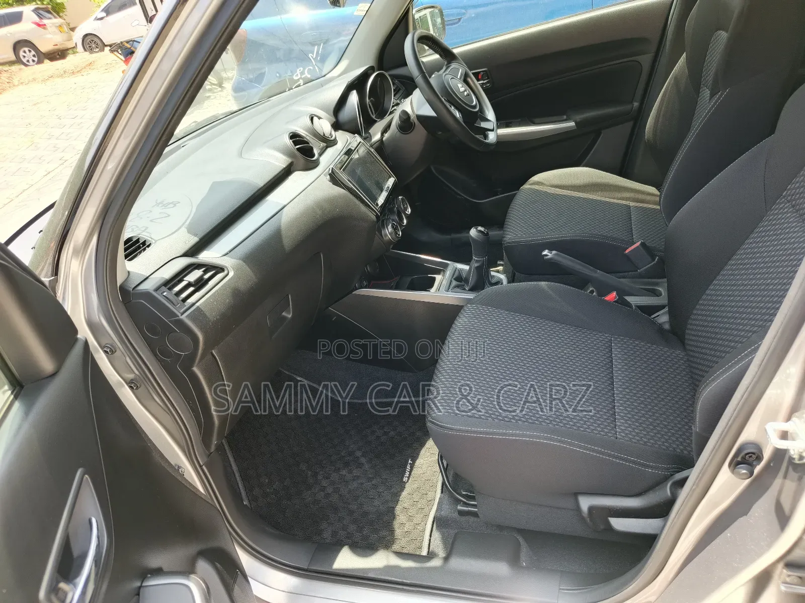 Suzuki Swift 2017 Gray