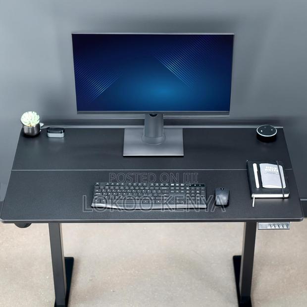 Office Desk: 1.4 Meter Electric Height Office Desk - thumbnail 3