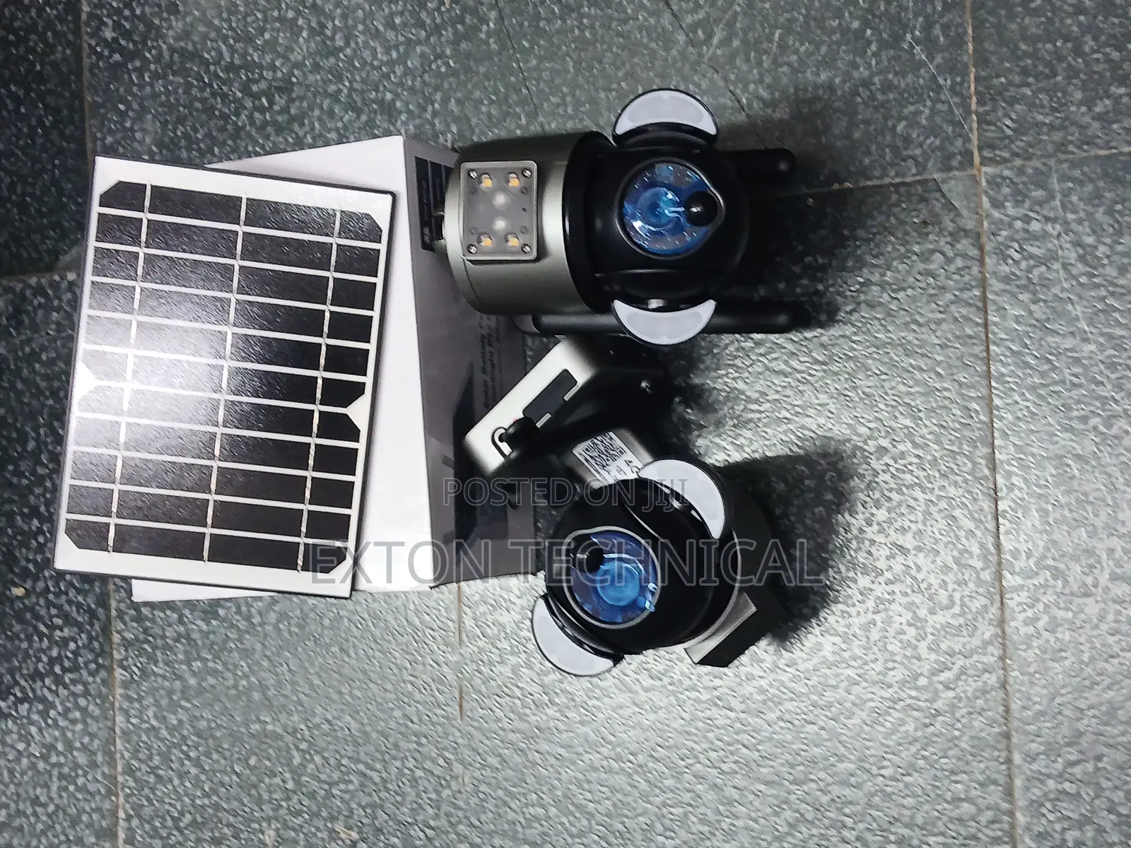 Solar Battery Powered Floodlight 4mp Camera