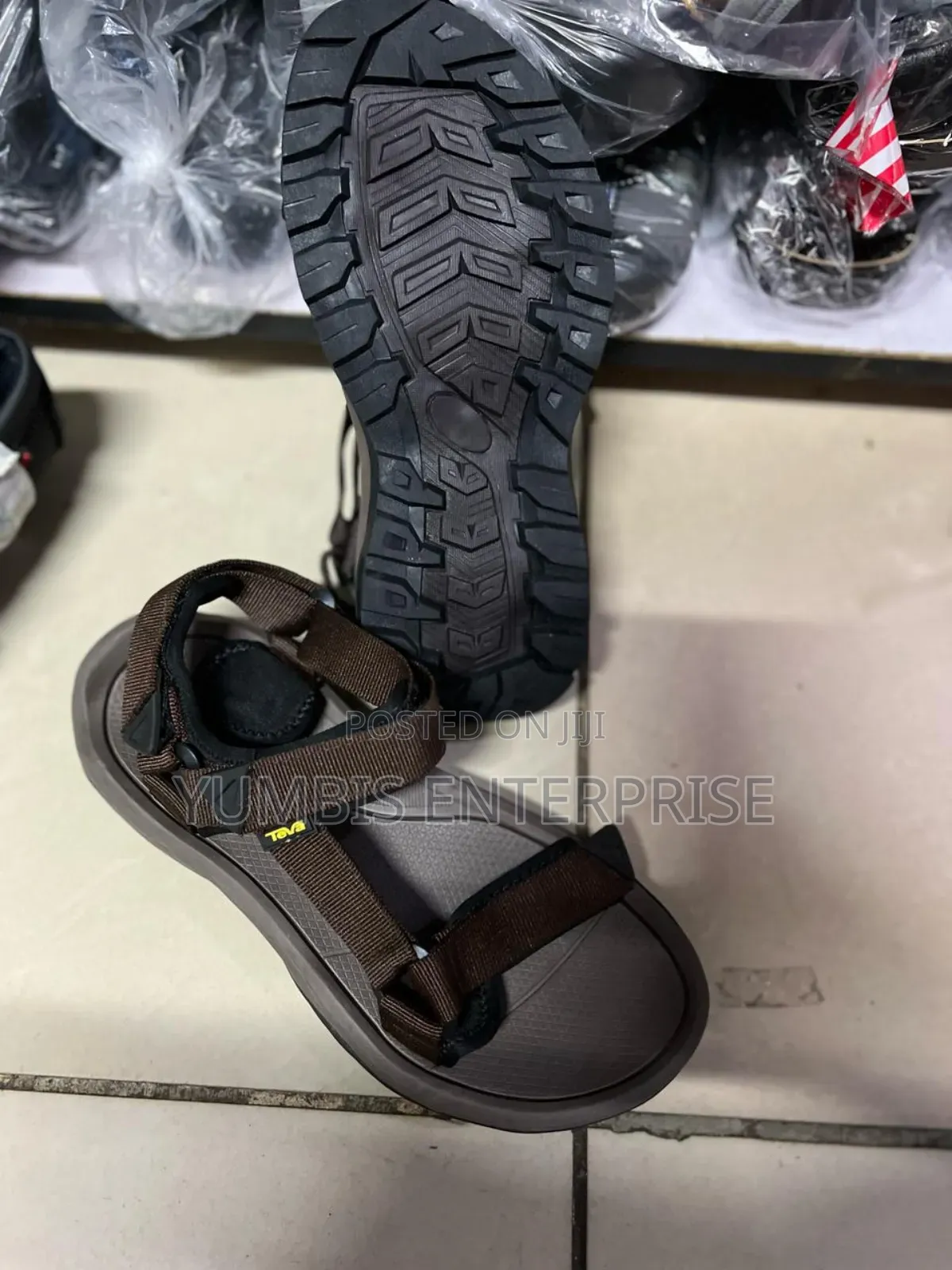 Brown Men's Quality Breathable Open Shoes