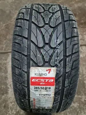 285/50 R18 Khumo.