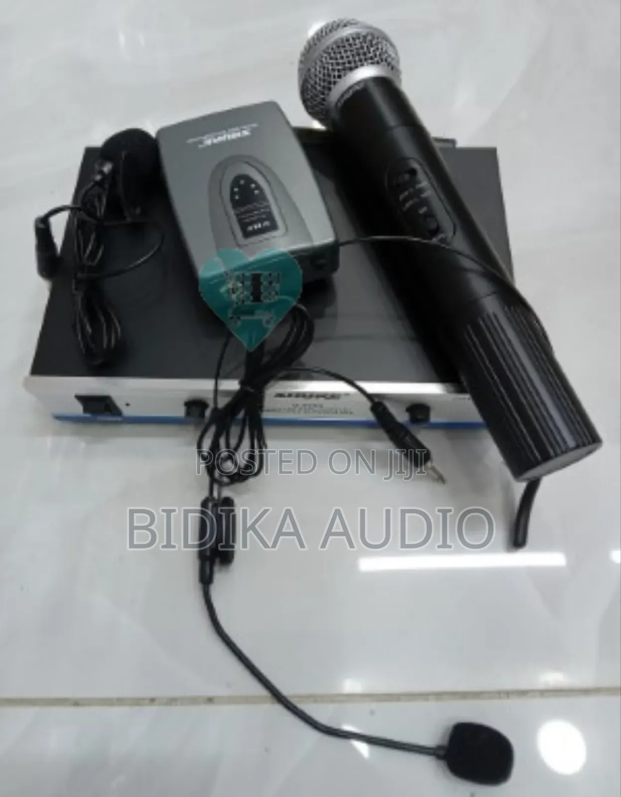 Shure Wireless Microphone 3in1 Available
