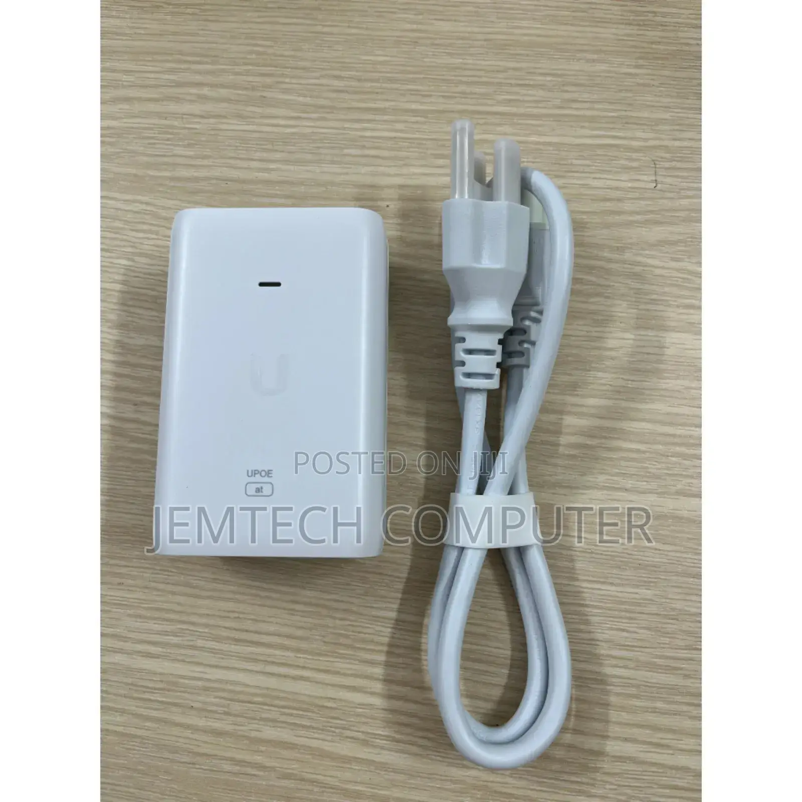 Ubiquiti Networks U-Poe-at Poe+ Adapter 48V DC at 0.65A