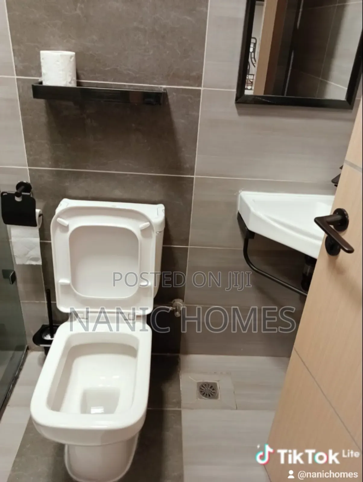 BNB Fully Furnished Studio