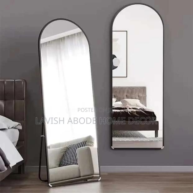 Full Length Unbreakable Mirror With a Stand - thumbnail 3