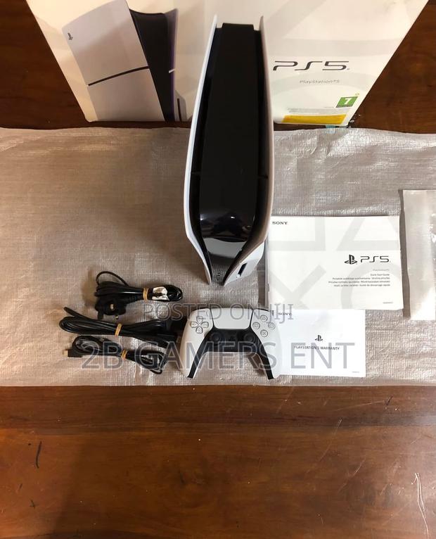 1 Week Old Ps5 Slim - thumbnail 3