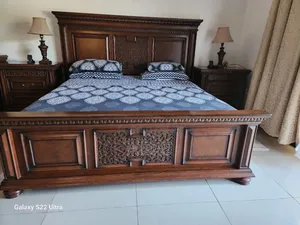 6 by 6 Bed and Dressing Table