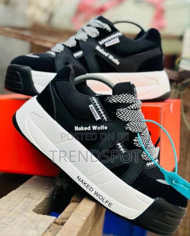 Naked Wolfe  Black White - main view