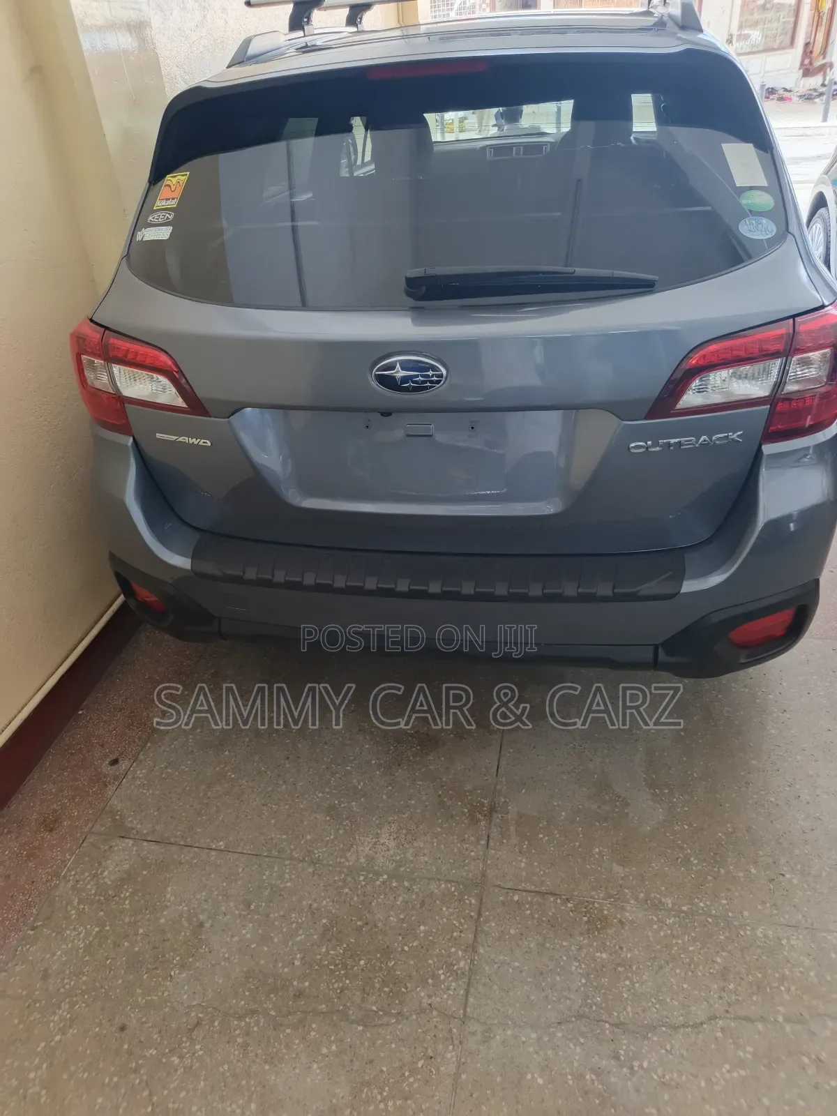 Subaru Outback 2.5i AWD 2017 Gray