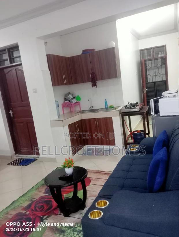 Spacious Studio BNB - thumbnail 3