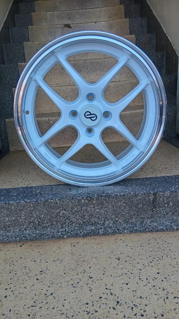 Size 16/4/100 Silver/White Normal