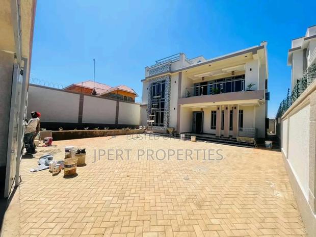 4bdrm Maisonette in Mugutha, Ruiru for sale - thumbnail 3