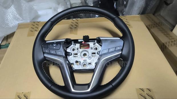 Isuzu Dmax/ Mux Steering Wheel